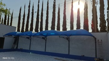 Cobertura para Estacionamento de Supermercado